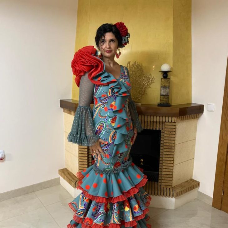 Traje De Gitana Flowers Nieves Perez traje-de-gitana-flowers-nieves-perez