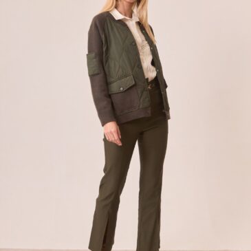 Pantalón verde con adorno en cintura con licra