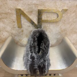 Cuello de zorro gris