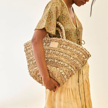 Cesta de rafia y lurex