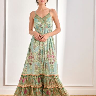 Vestido largo flores detalle lentejuelas azul