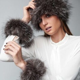 Puños grises de pelo natural