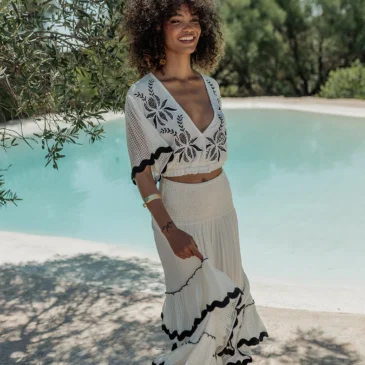 Conjunto blanco y negro de top y falda larga Saba