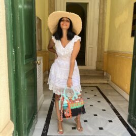 Vestido ibicenco blanco corto con volante Isla